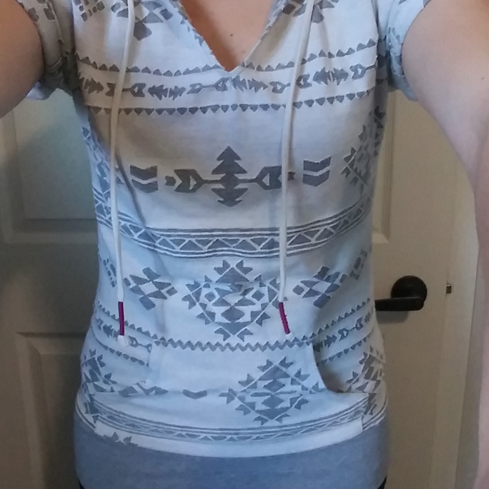 Tshirt - Picture 7 of 8